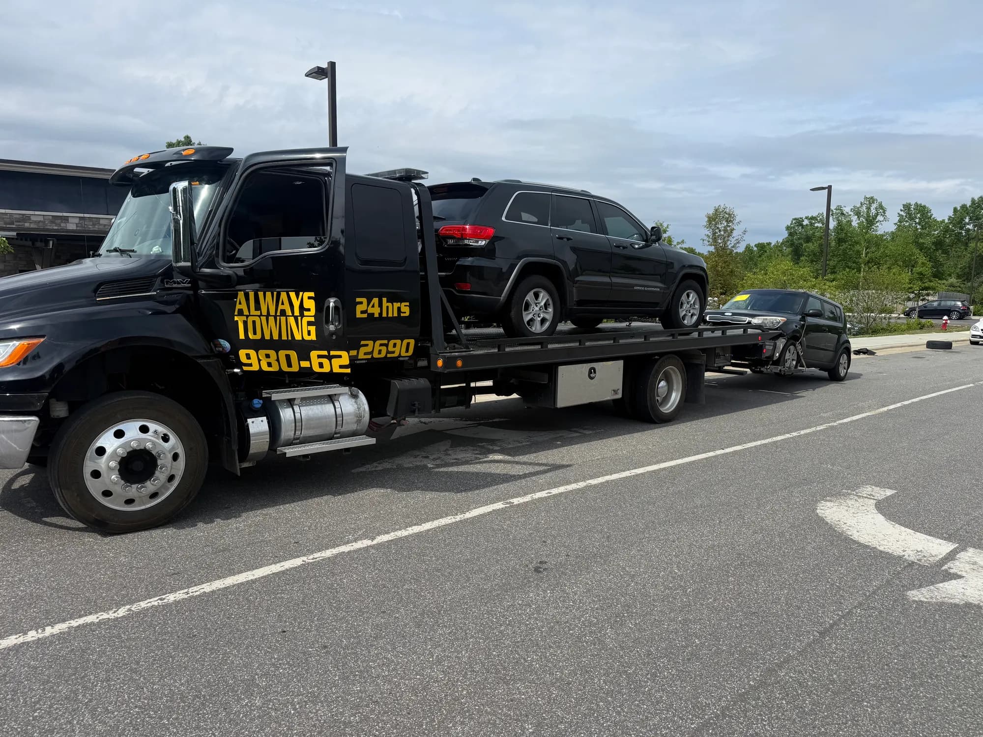 Local Towing & Flatbed